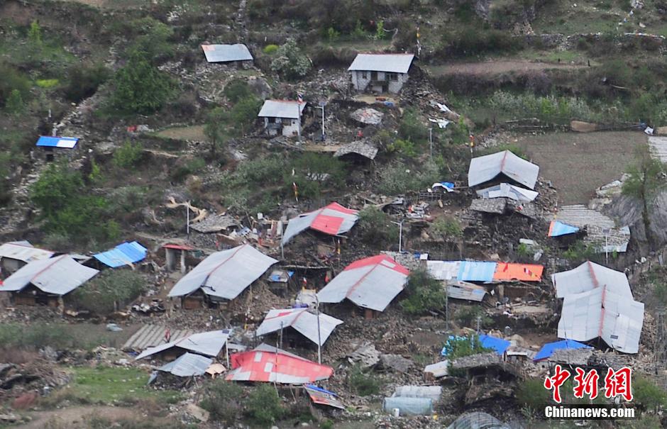 西藏地震致126人遇难，灾难无情，人间真情涌动