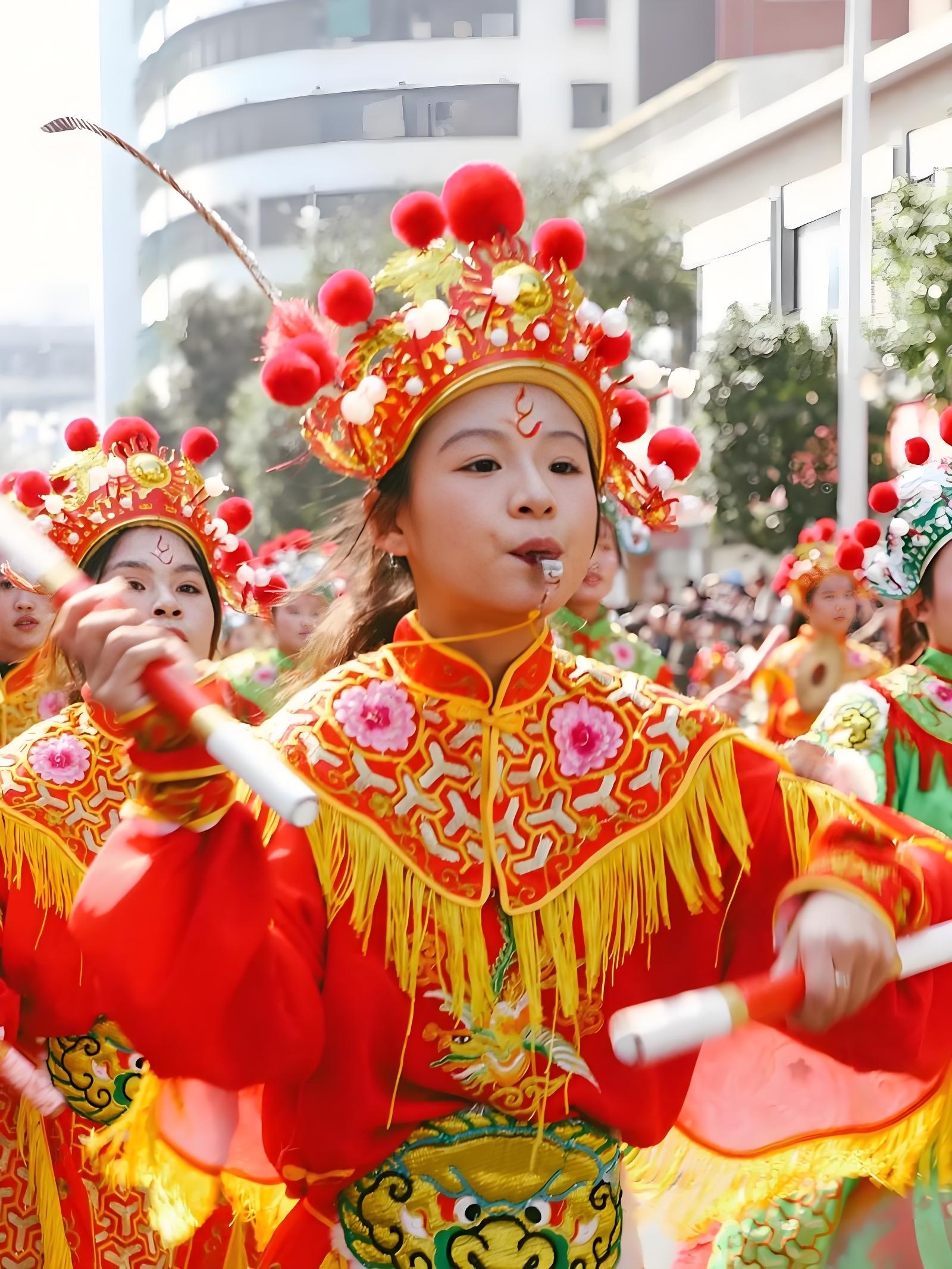 英歌舞展现新年美好祝福