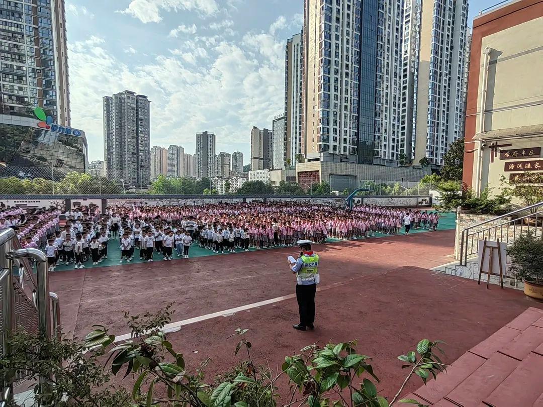 红花岗区小学创新项目，培育未来之星，引领教育新篇章